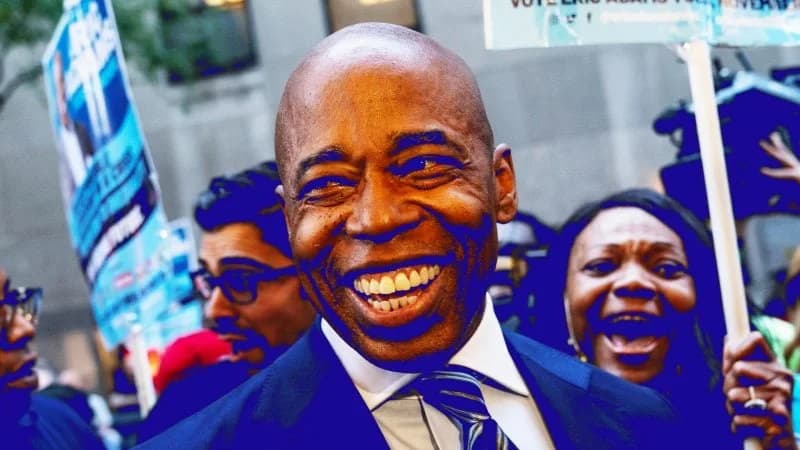 Eski NYC Belediye Başkanı Eric Adams'ın Memecoin'i Rug Pull İddialarıyla Karşı Karşıya