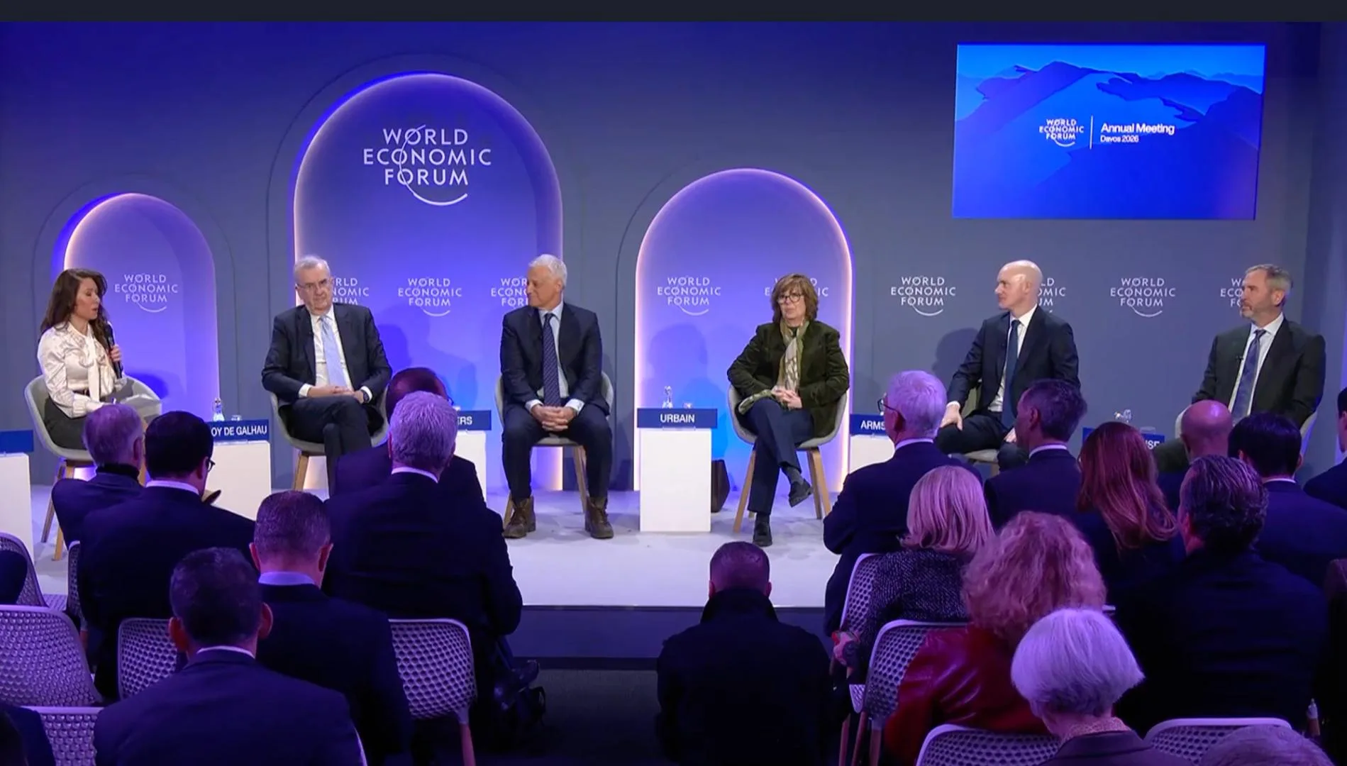 Coinbase CEO'su Brian Armstrong, Davos'ta Fransa Merkez Bankası Başkanı ile Tartıştı
